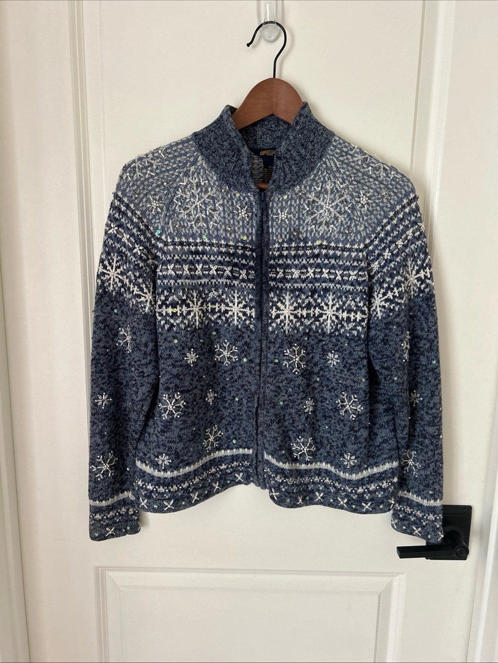 Shaver Lake Women’s PS Blue White Beaded Sequin Snowflake Cardigan Sweater VTG